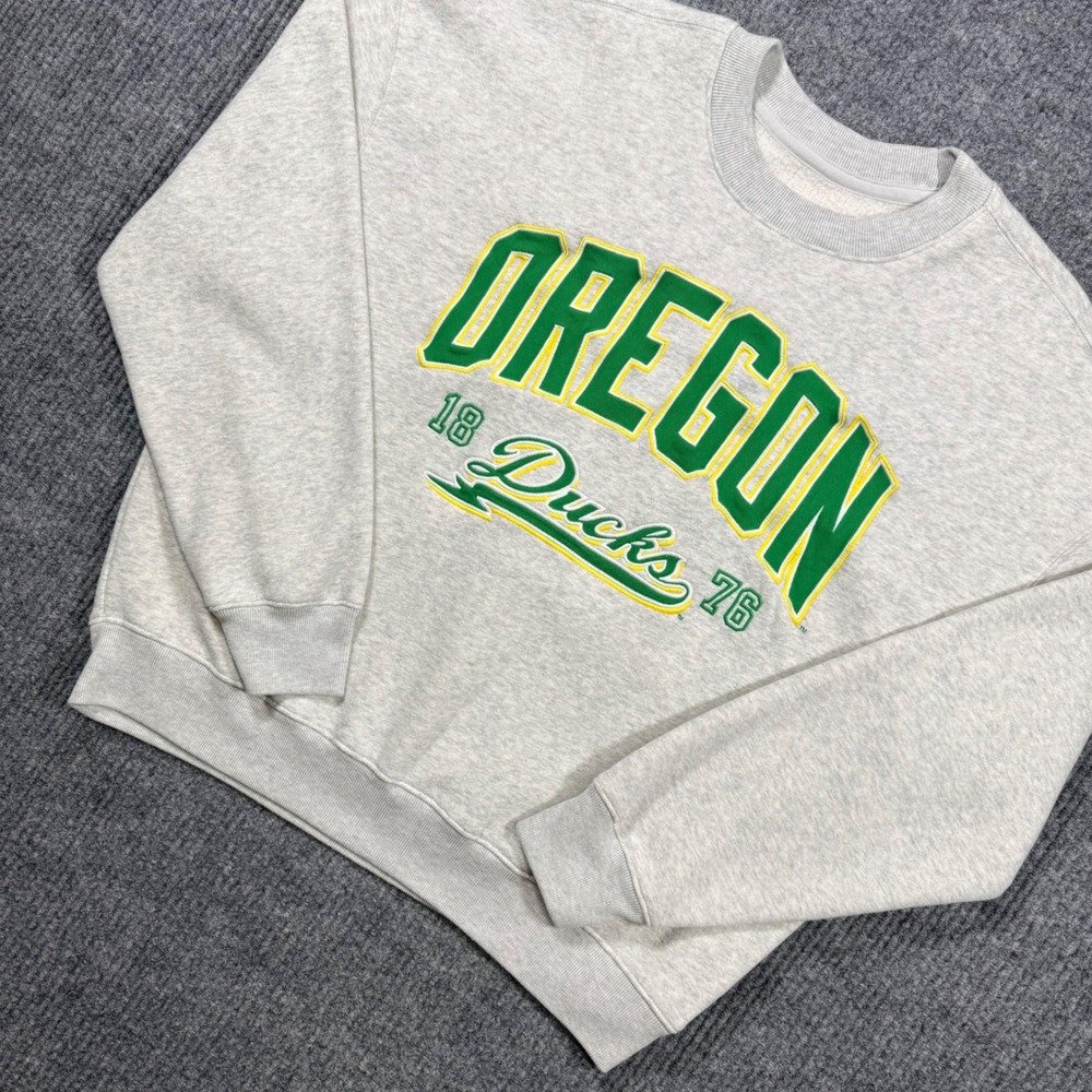 Hollister Blue 84 Embroidered Oregon Ducks Sweatshirt Gray Boxy Fit Unisex Med